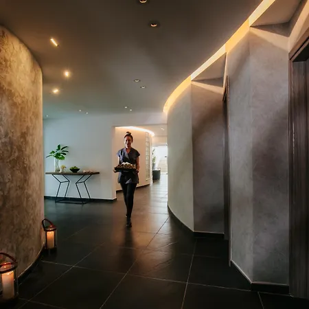 Apartahotel Sofianna 3*