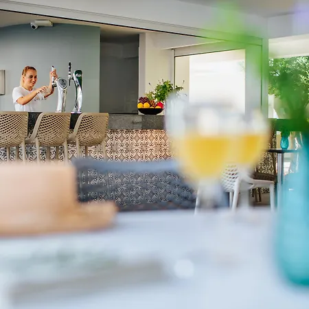 Sofianna Apartahotel