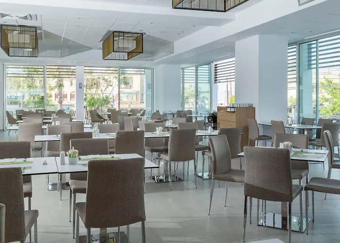 Sofianna Apartmanhotel 3*